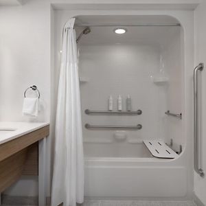 Double Room Two Double Beds Bathtub Mobility Accessible